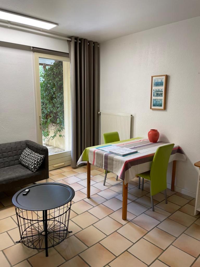 Mas Des Amarens Apartamento Malaucène Exterior foto